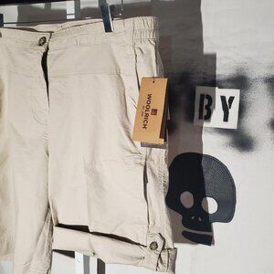 Woolrich Women's Spice Run‎ Shorts in Stone NWT sz 16